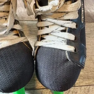 Bauer Pro Team Canada Ice Skates Size UK5 - Image 2