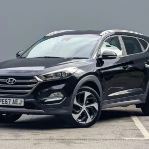 2017 Hyundai Tucson 2.0 CRDi Premium 4WD Estate Diesel Manual - Image 4