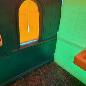 Outdoor Little Tikes Playhouse - Image 3