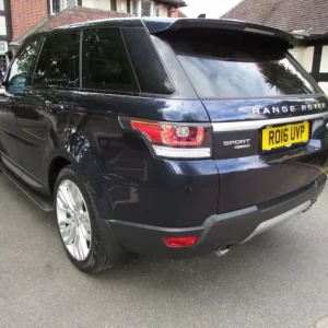 Land Rover Range Rover Sport 3.0 Diesel HSE 5-door 7-seater - Image 4