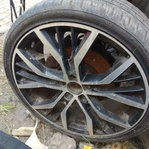 Golf r alloys mk7 mk7.5 all 4 available