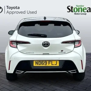 2020 Toyota Corolla Hybrid Hatchback - Image 6