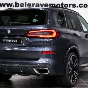 2022 BMW X5 3.0L Plug-in Hybrid M Sport - Image 2
