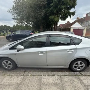 Toyota Prius T Spirit VVT-I CVT 2014 1797cc - Image 5