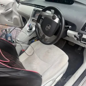 Toyota Prius T Spirit VVT-I CVT 2014 1797cc - Image 6