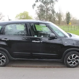 2018 Fiat 500L CITY CROSS MPV Petrol Manual - Image 2