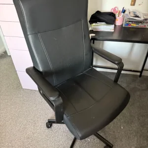 IKEA MILLBERGET Swivel Chair – Murum Black - Image 2