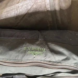 Fishing Carp Bivvy 2 - Image 4