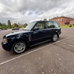 2010 Range Rover Vogue SE Baltic Blue - Image 2