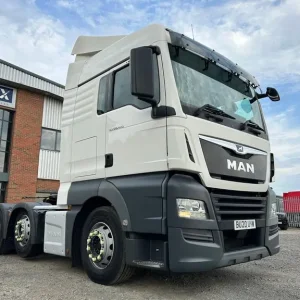 MAN TGX 26.470 Euro 6 XLX 6x2 Tractor Unit 2020 - Image 3