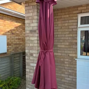 Garden Parasol 2.3m with tilt and winding mechanism - Image 2