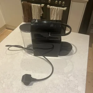 Nespresso Magimix M105 coffee machine - Image 2