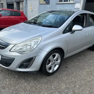 2011 Vauxhall Corsa SXi 1.2, LEZ compliant, air conditioning, cruise control - Image 4