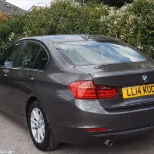 2014 BMW 3 Series 320d EfficientDynamics 4-door Diesel - Image 3