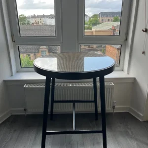 Dining bar style table - Image 3