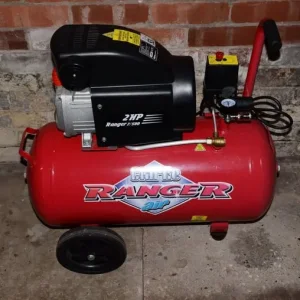 Clarke Ranger 50L air compressor - Image 2