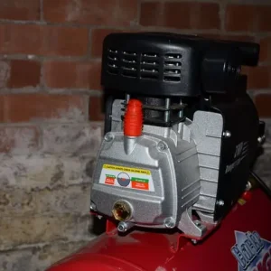 Clarke Ranger 50L air compressor - Image 6