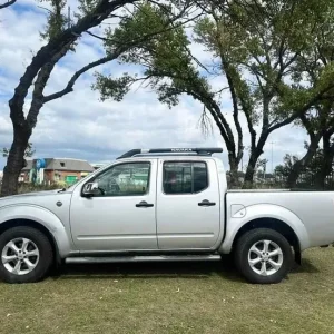 2007 Nissan Navara Pick Up 2.5 Diesel Automatic - Image 3