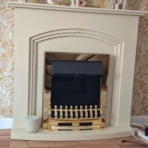 Electric fire surround - Image 2