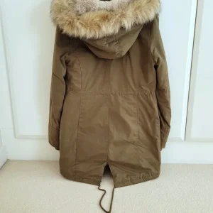 TU Winter Jacket - Image 3