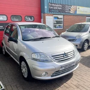 2005 Citroen C3 1.4 SX 5-door Automatic Hatchback - Image 2
