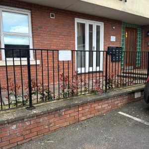 2 bedroom ground floor flat in Old Market - Image 2