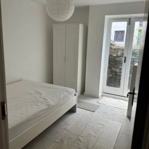 2 bedroom ground floor flat in Old Market - Image 7