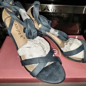 Haze Blue Criss-cross faux suede chunky heel sandals UK 6.5 / EU 40 - Image 2