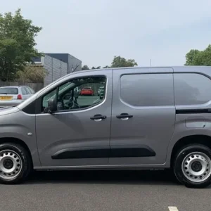 2024 Peugeot Partner 1.5 BlueHDi 100 Professional Van - Image 6