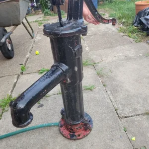 Cast iron pump