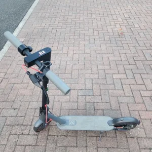 Aovo Pro Electric Scooter - Image 2