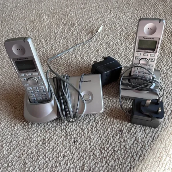 Panasonic cordless telephone with two handsets