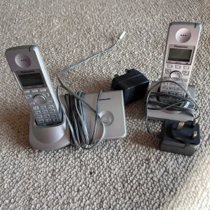 Panasonic cordless telephone with two handsets