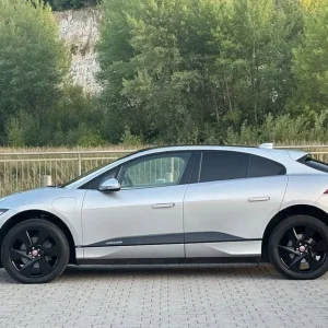 2018 Jaguar I-Pace 400 SE Electric SUV - Image 4