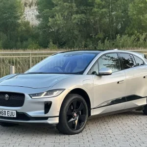 2018 Jaguar I-Pace 400 SE Electric SUV - Image 5