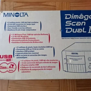 Minolta Dimage Scan Dual II Slide Scanner