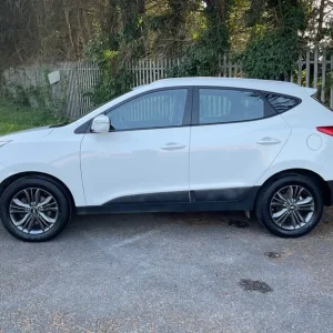 2015 Hyundai Ix35 1.7 CRDi SE 5-door Estate Diesel Manual - Image 3