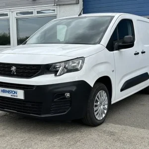 2019 Peugeot Partner 1.5 BlueHDi 650 Professional Standard Panel Van 5dr Diesel Manual SWB Euro P... - Image 3