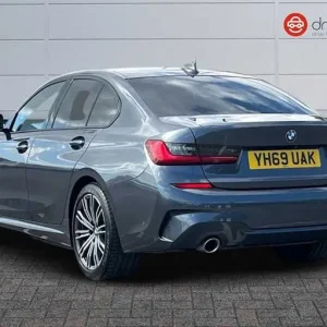 2019 BMW 3 Series 2.0L 320i M Sport 4-door Auto - Image 5