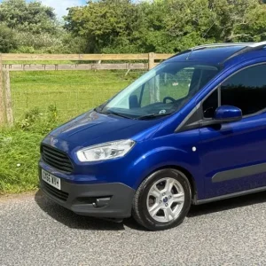 Ford Transit Courier 1.5 TDCi Trend Van Diesel - Image 2