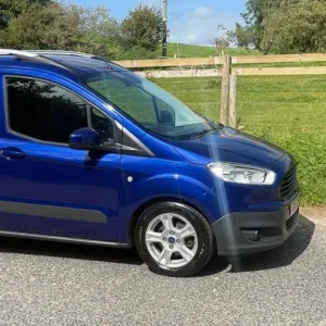 Ford Transit Courier 1.5 TDCi Trend Van Diesel - Image 7