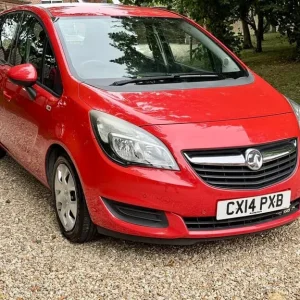 2014 Vauxhall Meriva 1.4 Automatic Red MPV - Image 3