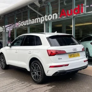 2025 Audi Q5 2.0 TFSIe 50 Black Edition Plug-in Hybrid SUV - Image 3