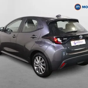 2023 Toyota Yaris 1.5 Hybrid Icon 5-door Hatchback - Image 5