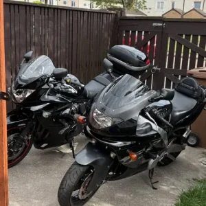 Yamaha YZF 599 1998 - Image 5