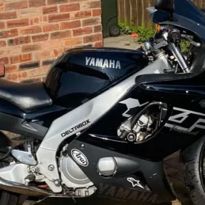 Yamaha YZF 599 1998 - Image 6