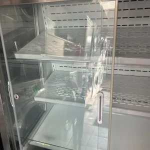 Commercial glass front food drink chiller - Image 3