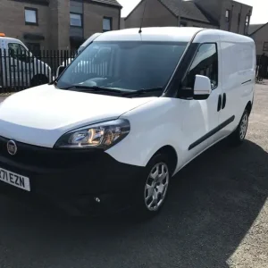 2021 Fiat Doblo Maxi Tecnico L2 H1 Diesel Panel Van - Image 2