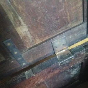 17th century oak chest/coffer - Image 7