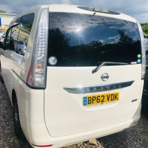 2013 Nissan Serena 1.990L Petrol 7-Seater - Image 4